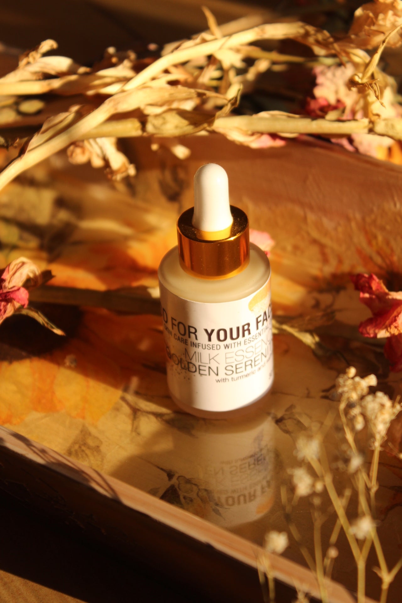 Golden Serenity Milk Essence - Moisturizer